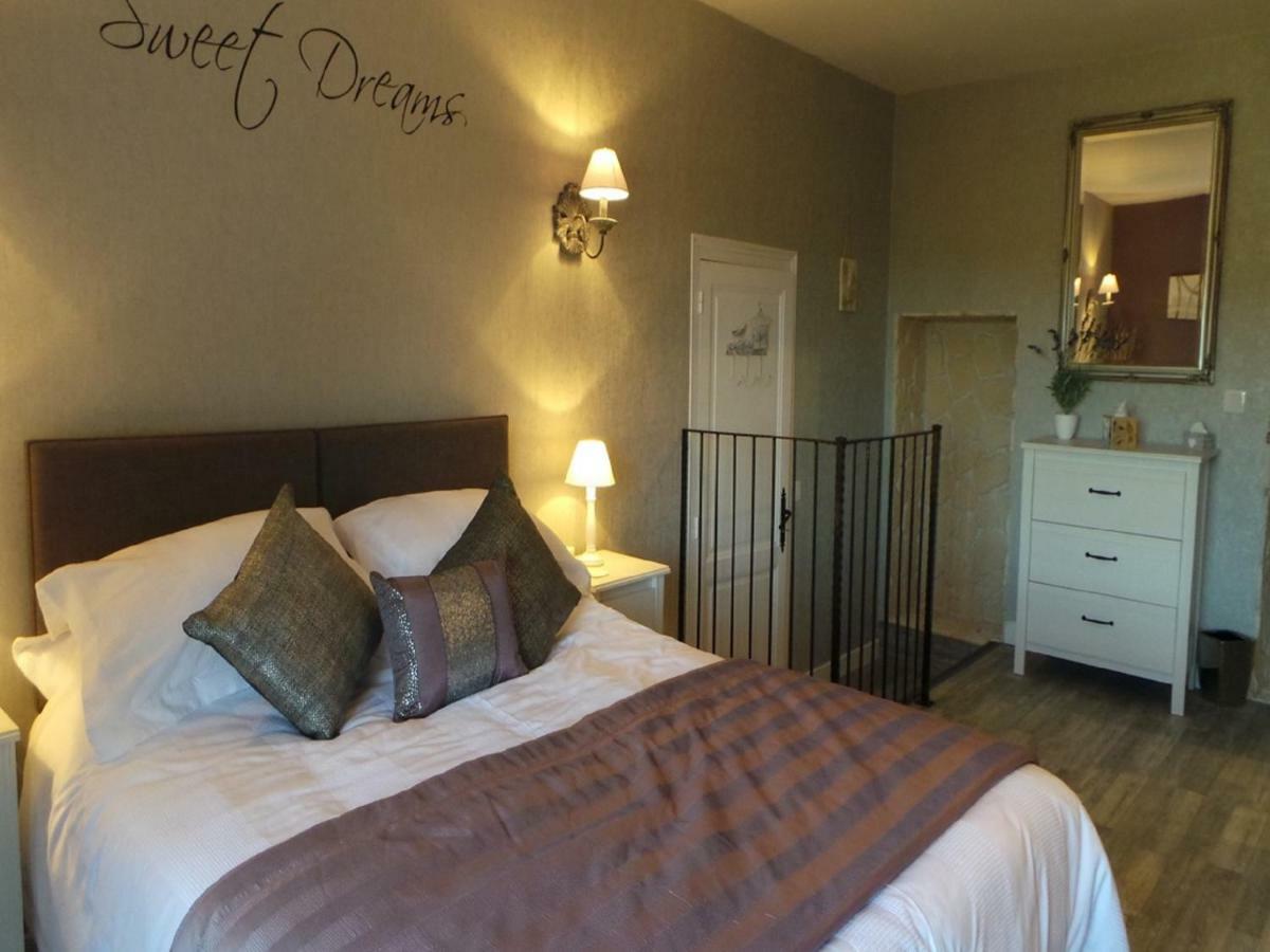 Bed and Breakfast Le Montaigne Saint-Alvère Esterno foto