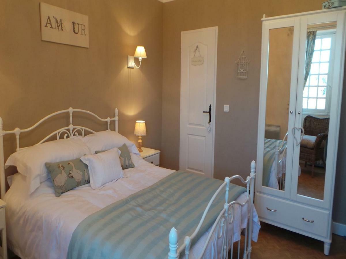 Bed and Breakfast Le Montaigne Saint-Alvère Esterno foto