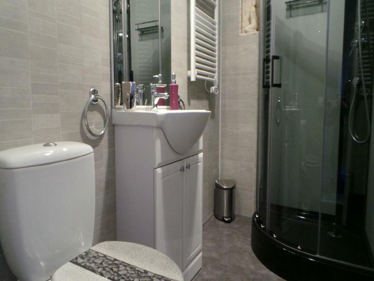 Bed and Breakfast Le Montaigne Saint-Alvère Esterno foto