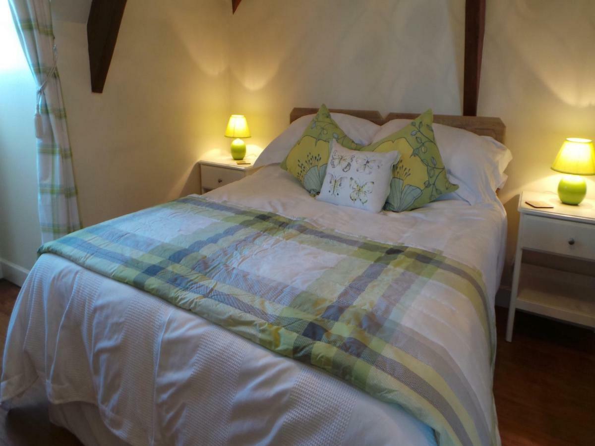 Bed and Breakfast Le Montaigne Saint-Alvère Esterno foto