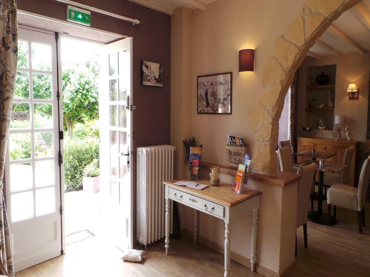 Bed and Breakfast Le Montaigne Saint-Alvère Esterno foto