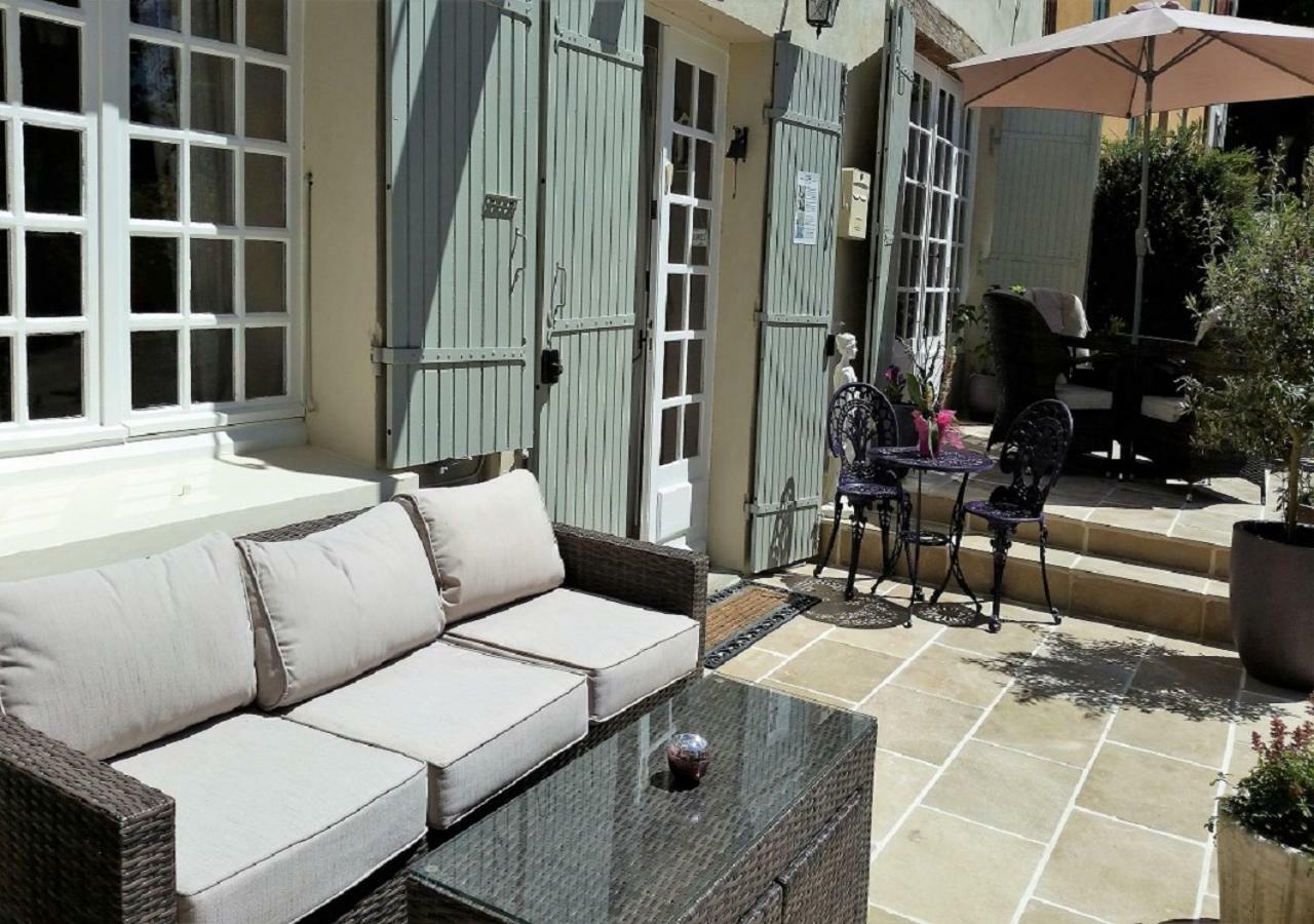 Bed and Breakfast Le Montaigne Saint-Alvère Esterno foto